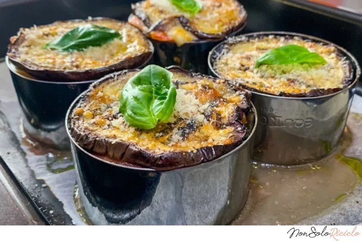 Auberginen-Millefeuille: Entdecken Sie das raffinierte und schmackhafte Rezept