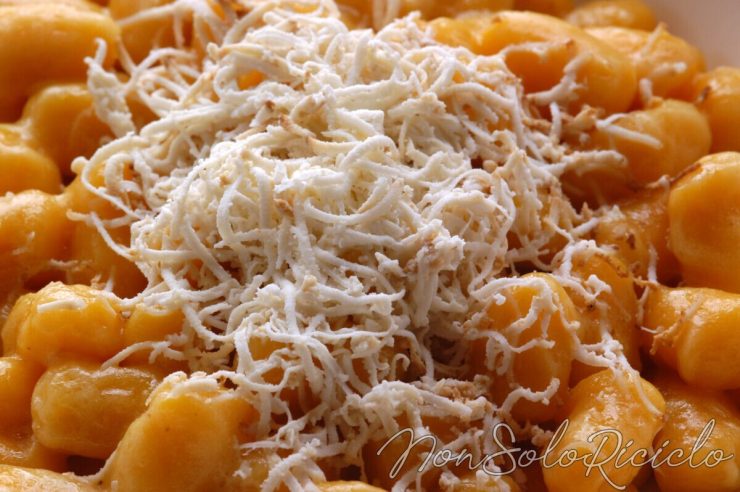 Kürbis-Gnocchi: das beliebteste Rezept des Herbstes.
