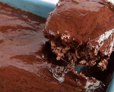Schokoladenkuchen ohne Zucker und Mehl: echt lecker, aber leicht!