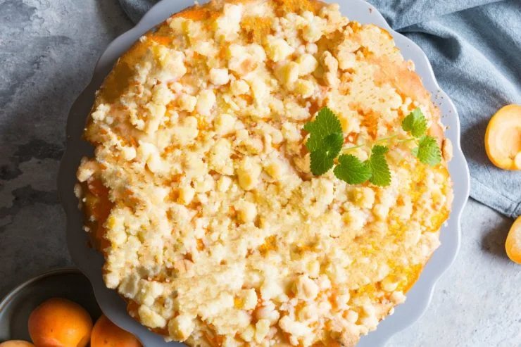 Es ist lecker und krümelig, es zergeht auf der Zunge! Probieren Sie diesen erstaunlichen Crumble!