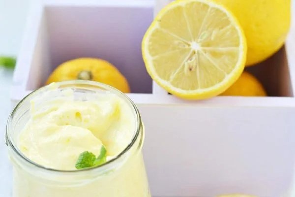 Ich nehme eine Flasche und schüttle alles auf | Die Zitronencreme, die Sie in 5 Minuten zubereiten!