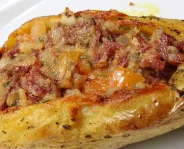 Rezept für gebackene gefüllte Kartoffeln: ein wahrer Gaumenschmaus!