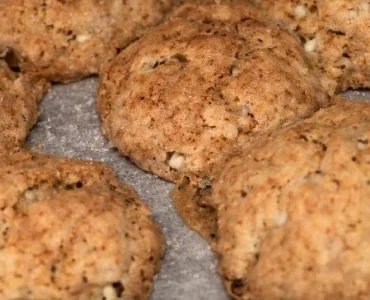 Kekse mit Haferflocken und Nüssen | So gut wie früher!