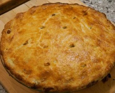 Der herzhafte Kuchen mit der super appetitlichen Füllung: unbedingt probieren!