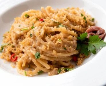 Spaghetti alla Gennaro: Entdecken Sie das erste Lieblingsgericht von Totò!