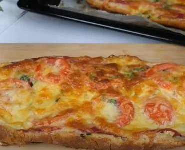 Pizza ja, aber ohne Teig und ohne Kneten! Last-Minute-Rezept!