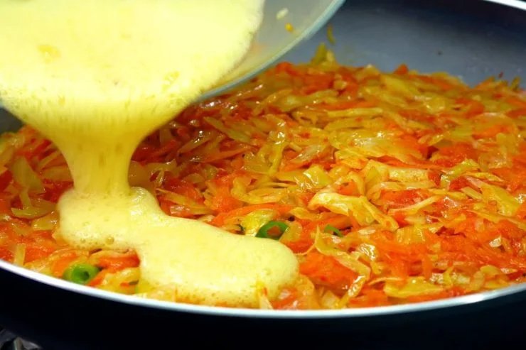 Gebratener Kohl und Kartoffeln: besser als Fleisch. Nur 270 Kcal!
