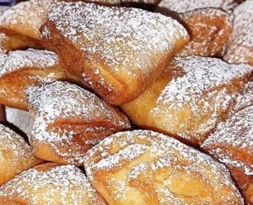 Frittierte Dreiecke: weich, lecker und ohne Sauerteig!