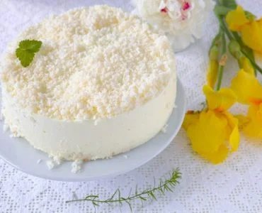 Kokosnuss- und weißer Schokoladenkuchen: Sommerwunder